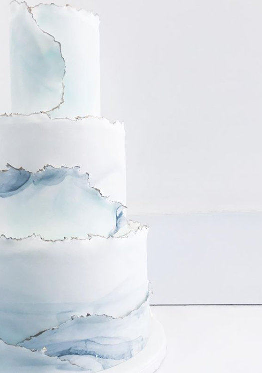 9 Lovely Wedding Cake Ideas That Will Wow Your Guests -   15 cake Wedding blue ideas