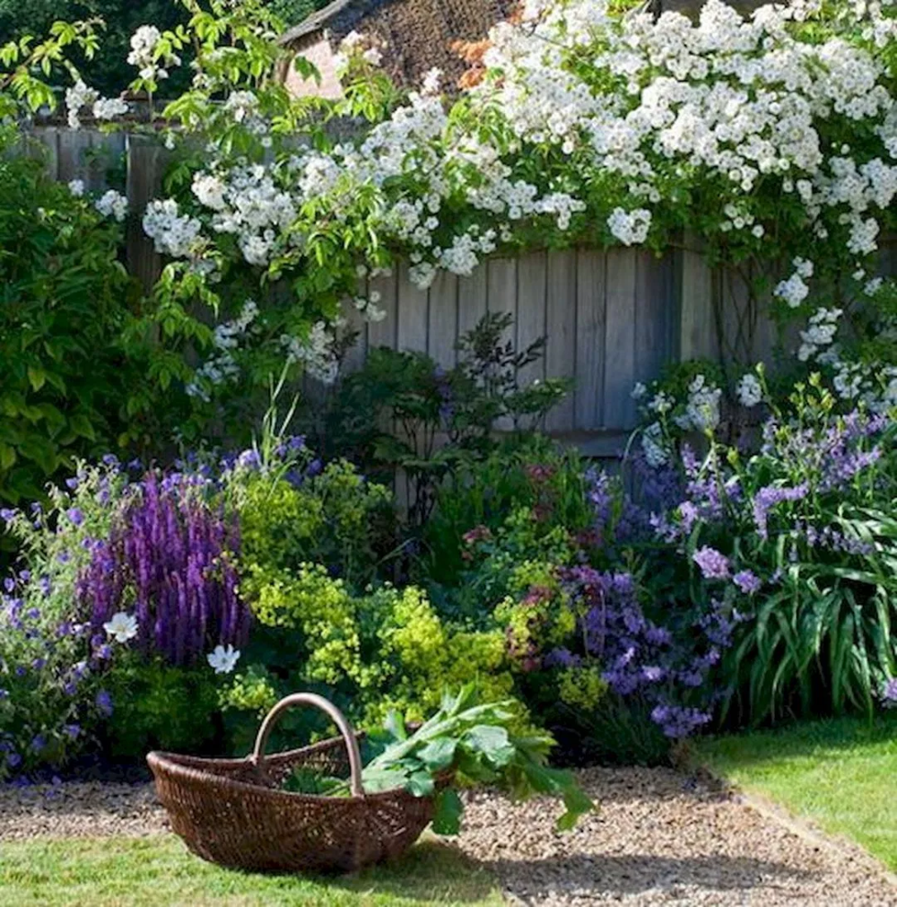 15 Beautiful Small Cottage Garden Design Ideas For Backyard Inspiration -   15 garden design Inspiration shrubs ideas