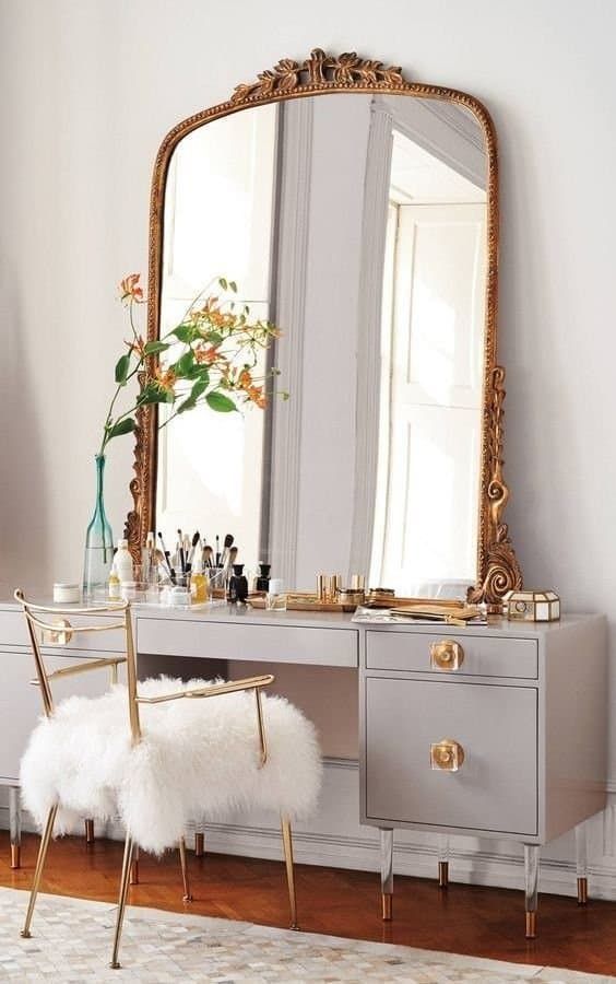How to Decorate Your Coffee Table Design Like A Pro -   15 vintage makeup Vanity ideas