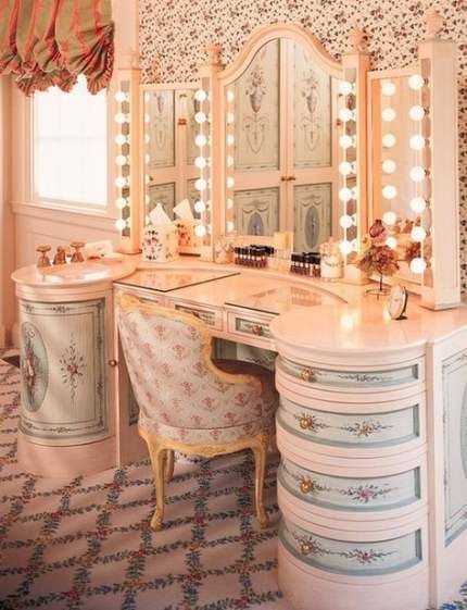 Makeup vanity bathroom girly 62 ideas for 2019 -   15 vintage makeup Vanity ideas
