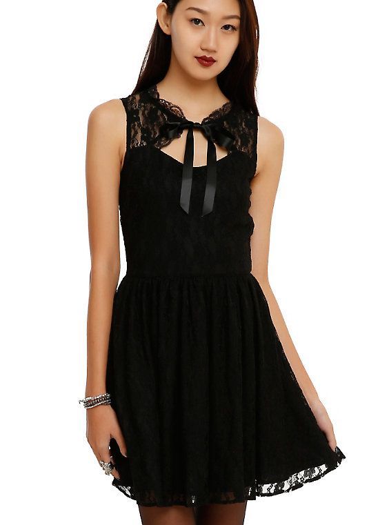 Spin Doctor Black Lace Dress -   16 dress Black wood ideas