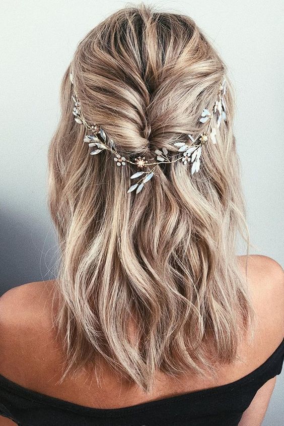 Winter Wedding Ideas that will Dazzle Your Guests -   17 hair Wedding ideas