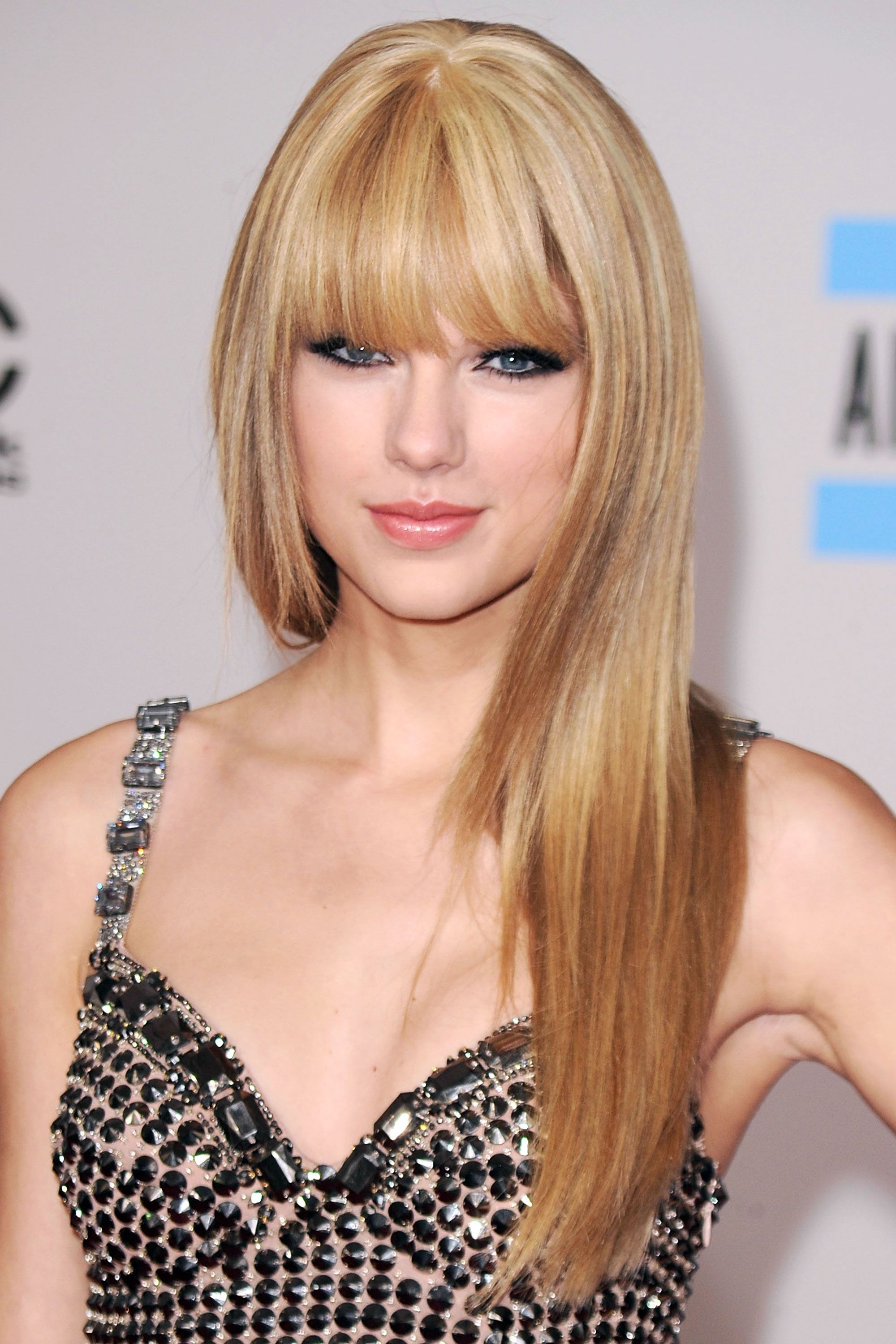 [15+] Perfectly Taylor Swift Hairstyles For All Lengths -   17 hairlook hairstyles 2019 ideas