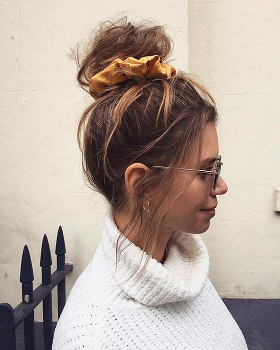 21 Cute and Easy Messy Bun Hairstyles -   17 hairstyles Messy summer ideas