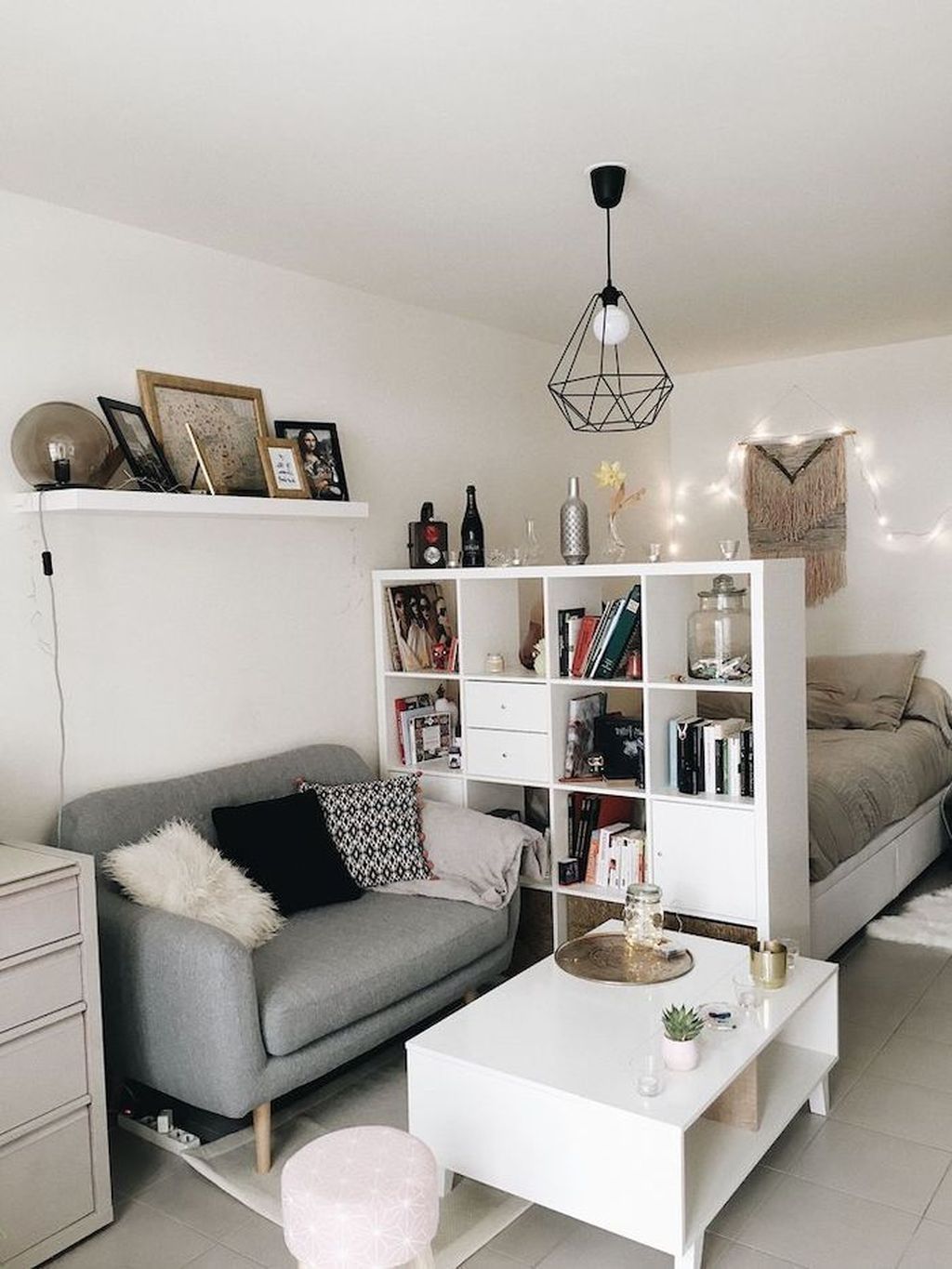 20+ Attractive Diy Home Decor Ideas On A Budget For Apartment -   19 room decor Living studio apartments ideas