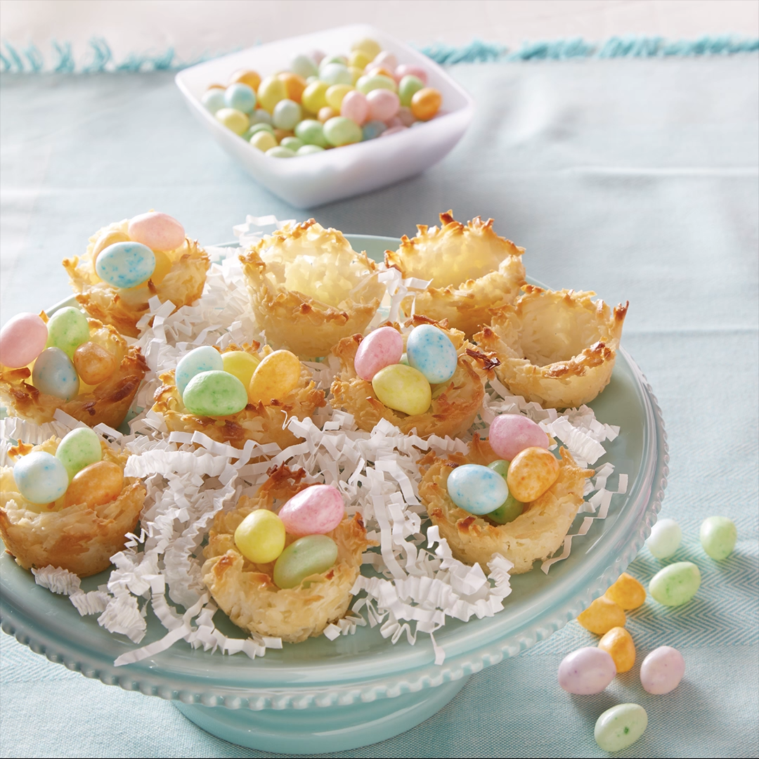 Coconut Macaroon Nest Cookies -   15 holiday Easter beautiful ideas