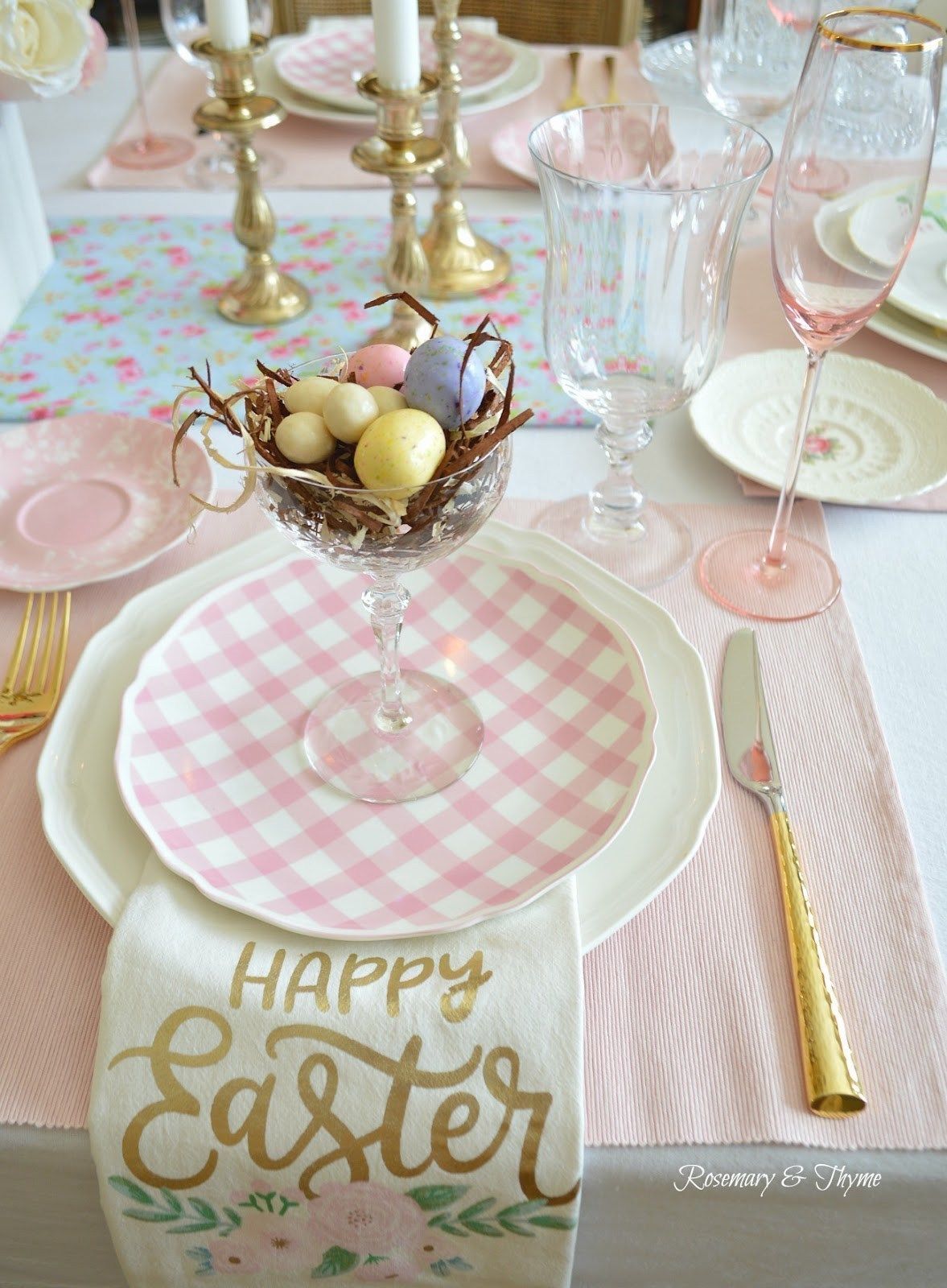 12 Beautiful and Easy Easter Tablescape Ideas to Make -   15 holiday Easter beautiful ideas