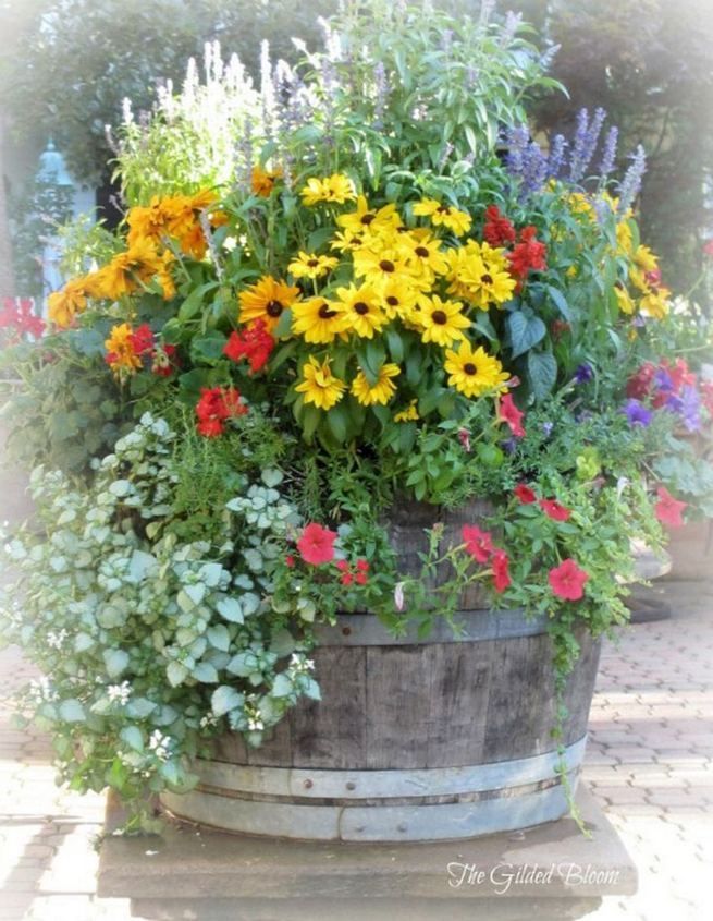 13+ Brilliant Flower Pots Ideas For Your Garden - lmolnar -   16 garden design Flower pots ideas