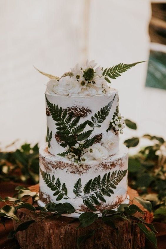 25 Enchanted Forest And Woodland Wedding Cakes -   16 wedding Forest simple ideas