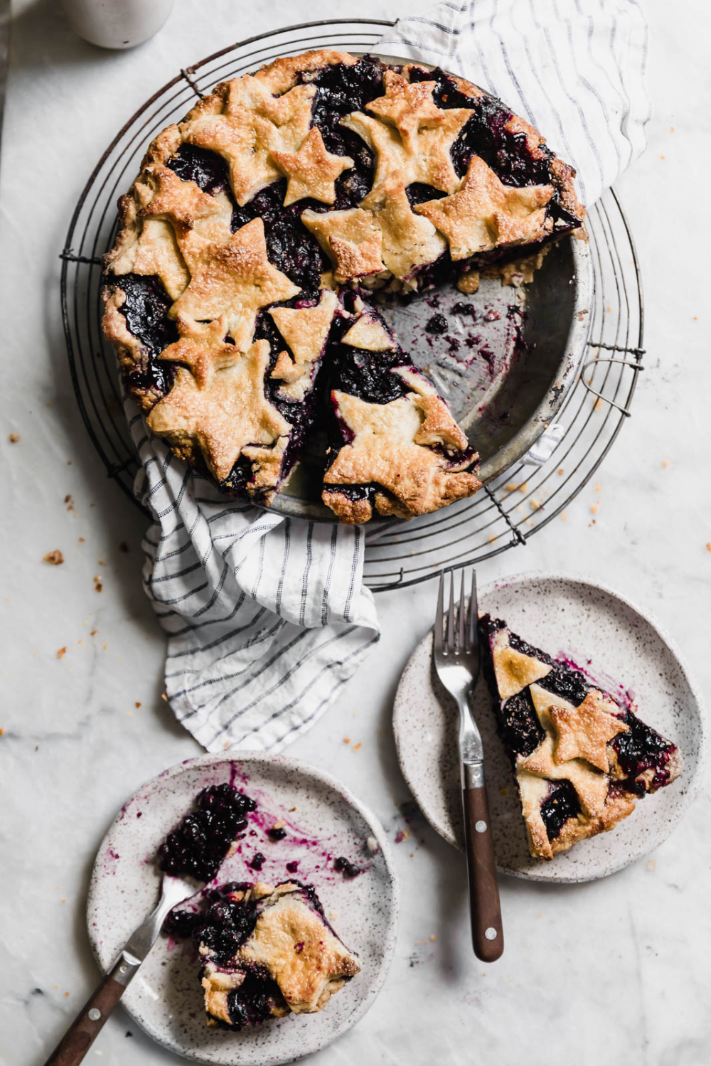 The BEST Fresh Blueberry Pie - Broma Bakery -   17 desserts Photography pie ideas