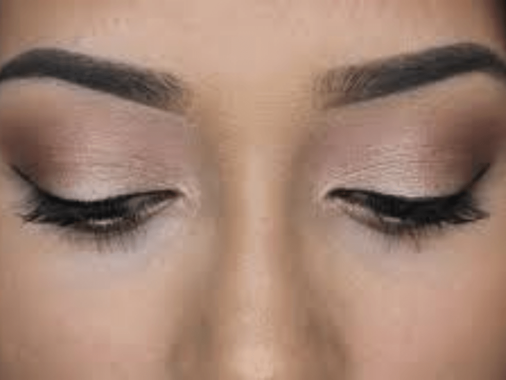 A Lazy Girl's Guide To Makeup -   17 makeup Eyeliner lazy girl ideas