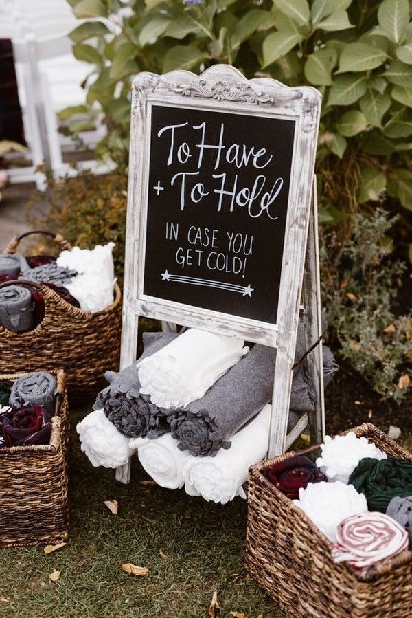 12 Ways to Send Blankets As Fall Wedding Favors - EmmaLovesWeddings -   17 wedding Outdoor party ideas