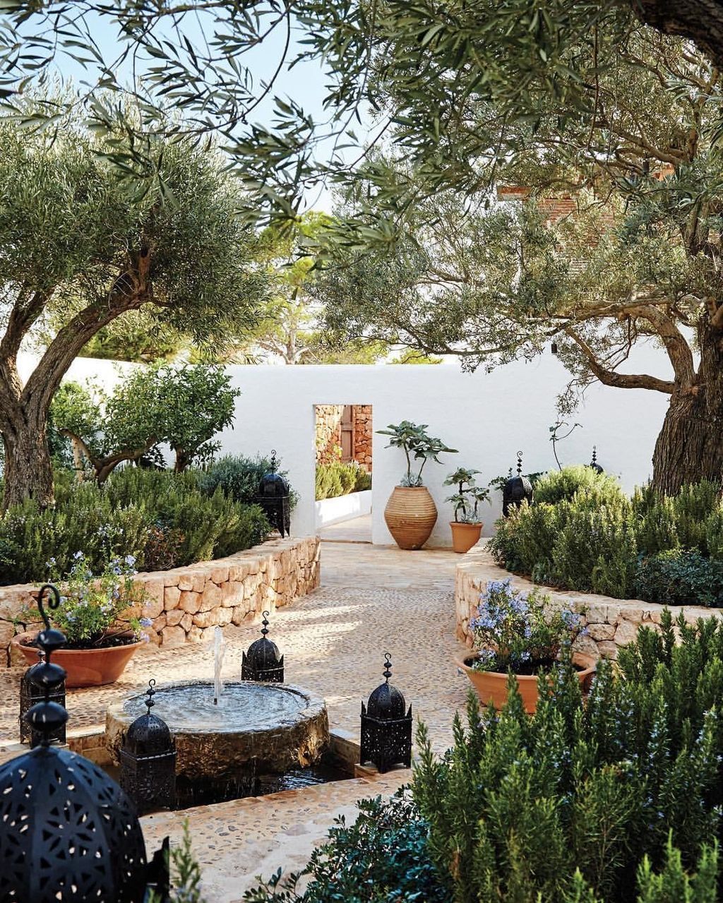 36 The Best Mediterranean Garden Design Ideas -   12 garden design Mediterranean backyards ideas