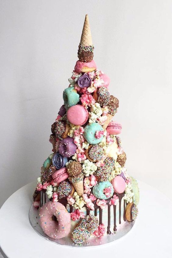 60 fantastic, elegant, chic wedding cakes design inspiration - Page 48 of 60 - LoveIn Home -   15 crazy cake Designs ideas