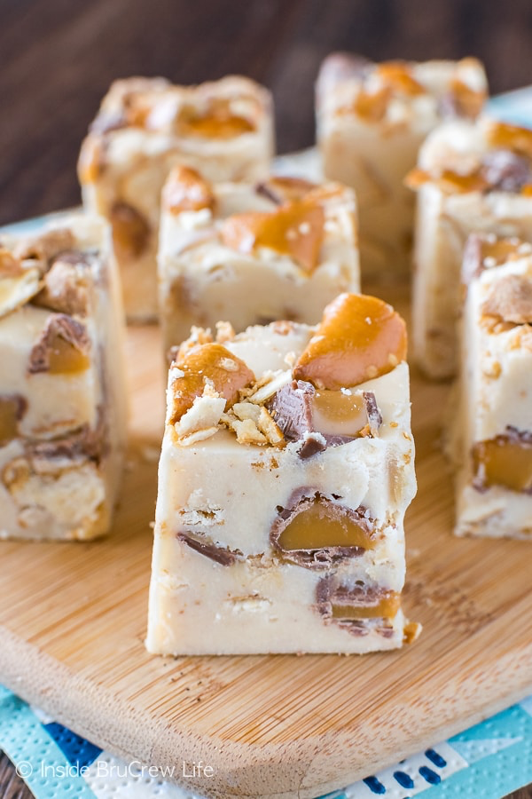 Caramel Peanut Butter Pretzel Fudge -   15 desserts Caramel peanut butter ideas