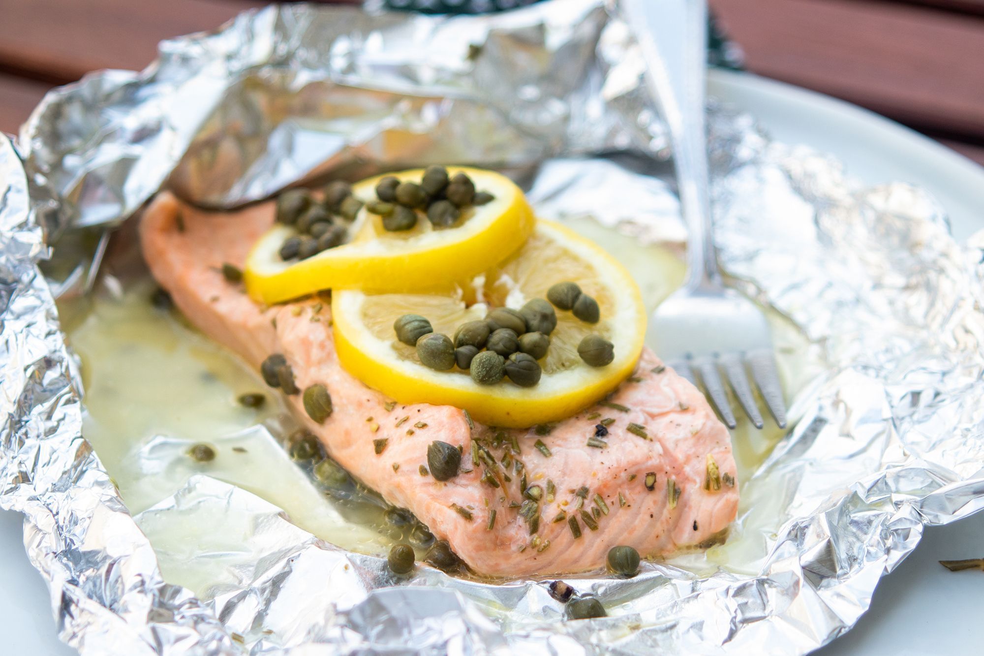 Foil Packet Salmon With Lemons And Rosemary -   16 healthy recipes Fish foil packets ideas