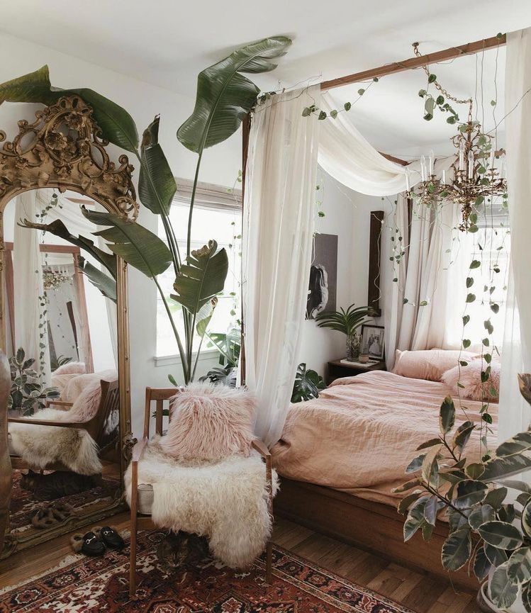 Bohemian Bedroom Of Your Dreams -   16 plants Apartment curtains ideas