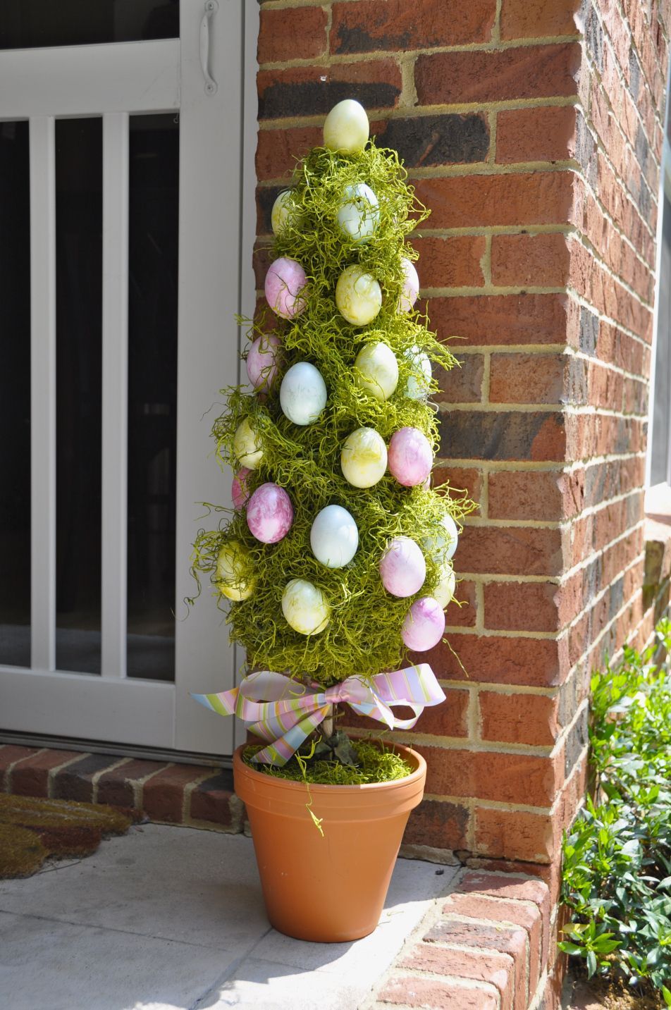 15 Cute DIY Outdoor Easter Decorations -   19 holiday Decorations easter ideas
