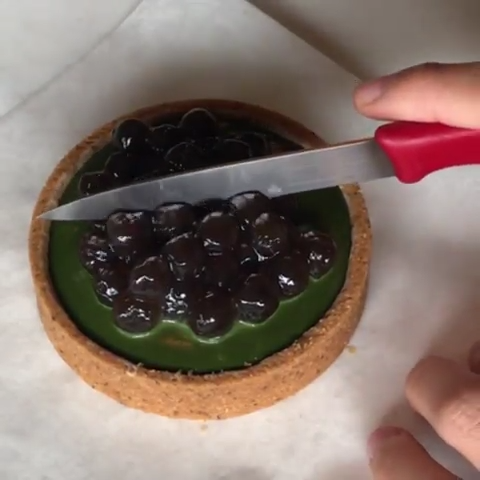 Matcha Bubble Tea Tarts -   10 desserts Plating sweet treats ideas
