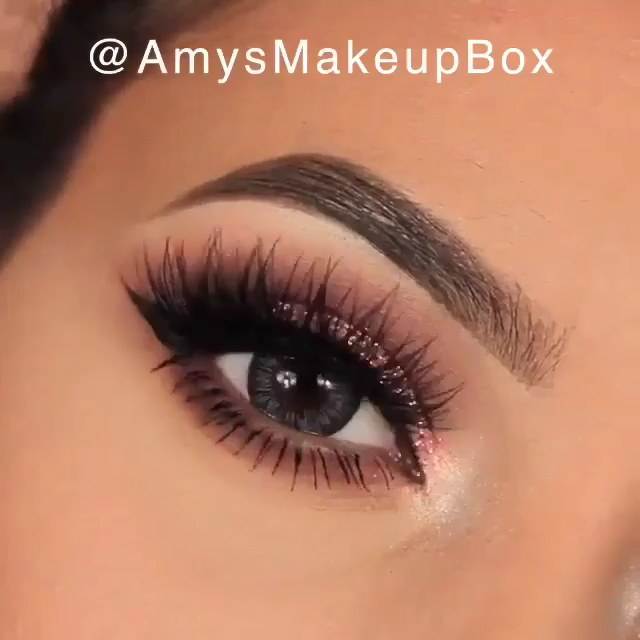 Glamorous Rose Gold Eye Makeup -   10 makeup Morenas step by step ideas