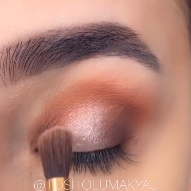 Easy and Quick Eye Makeup Tutorial -   10 makeup Morenas step by step ideas