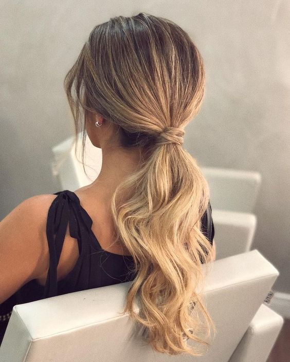 20 Simple and Classy Low Ponytail -   13 hairstyles Summer ponytail ideas