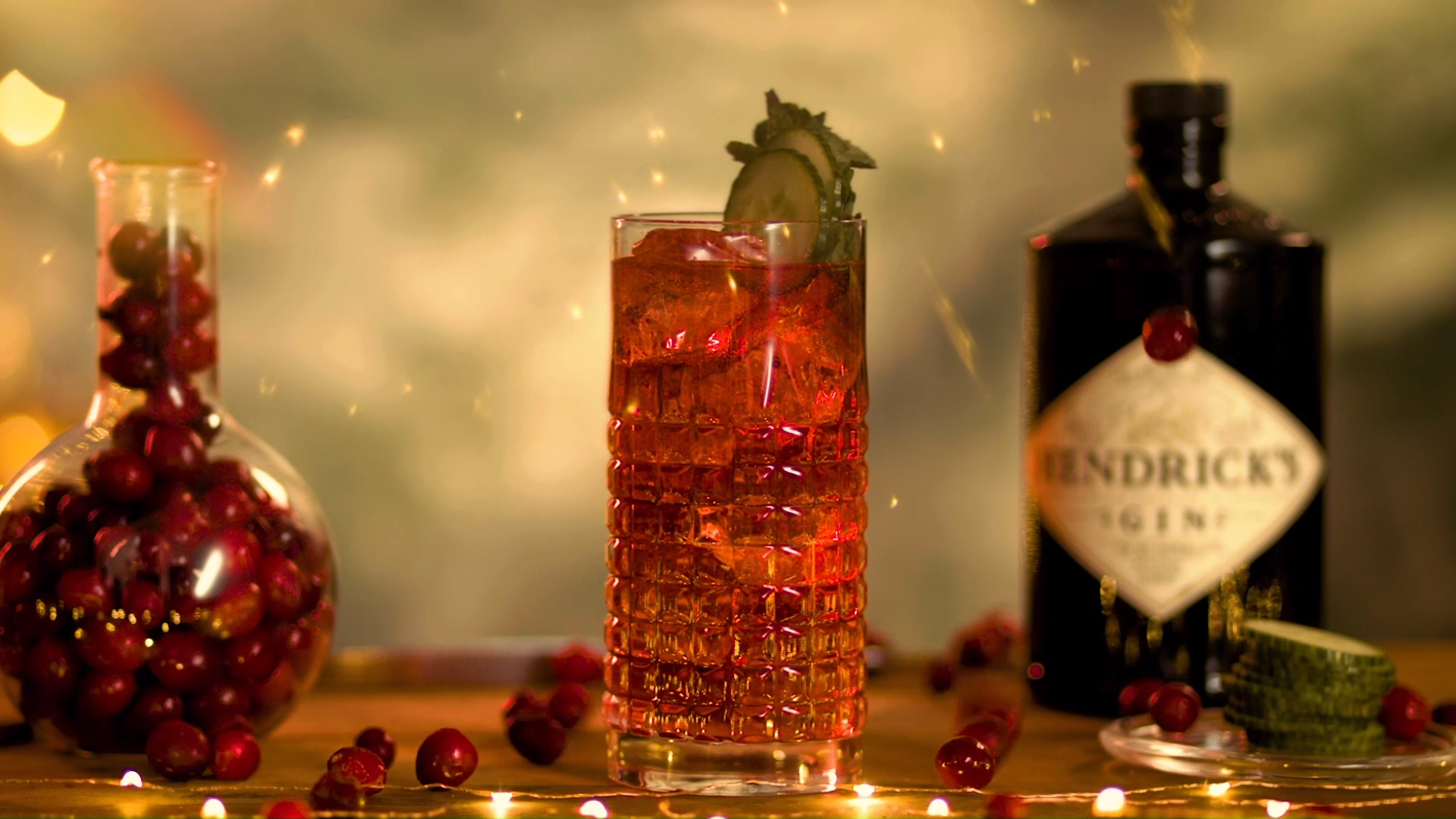 Hendrick's Cranberry Fizz -   15 holiday Time cranberry juice ideas