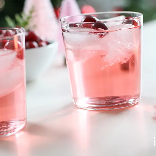 Jingle Juice Holiday Punch Recipe | Yummly -   15 holiday Time cranberry juice ideas