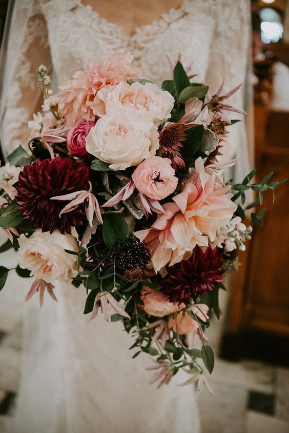 MARSALA-2019 Most Popular Wedding Colors for Fall and Winter -   16 wedding Bouquets blush ideas