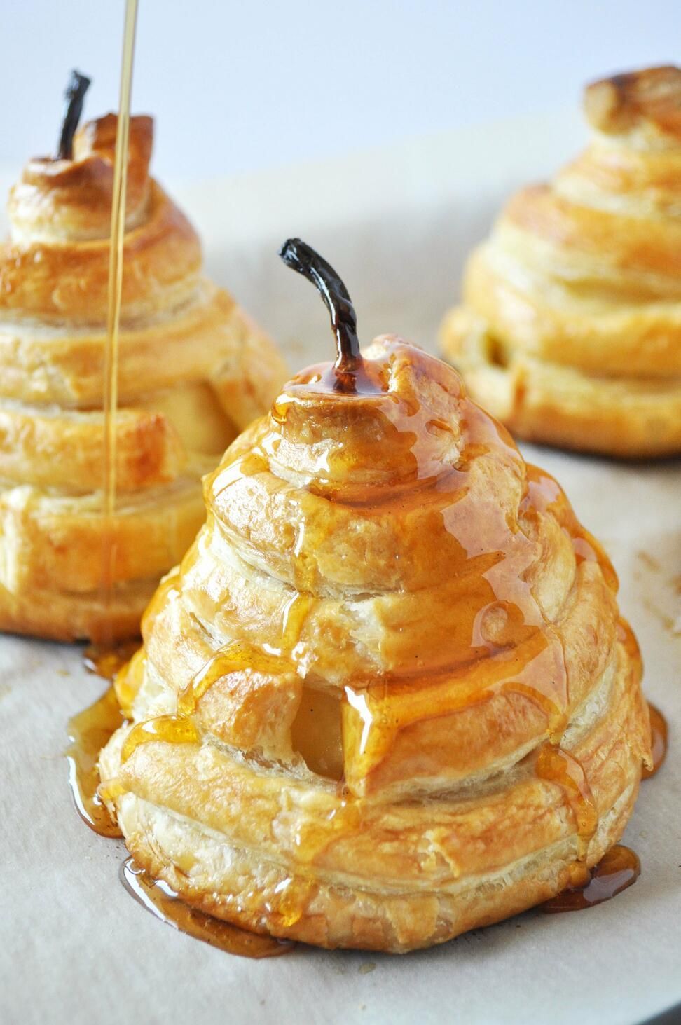 Honey-Poached Pears in Puff Pastry -   20 desserts Fun puff pastries ideas