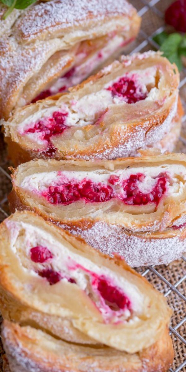 Raspberry Cheesecake Danish -   20 desserts Fun puff pastries ideas