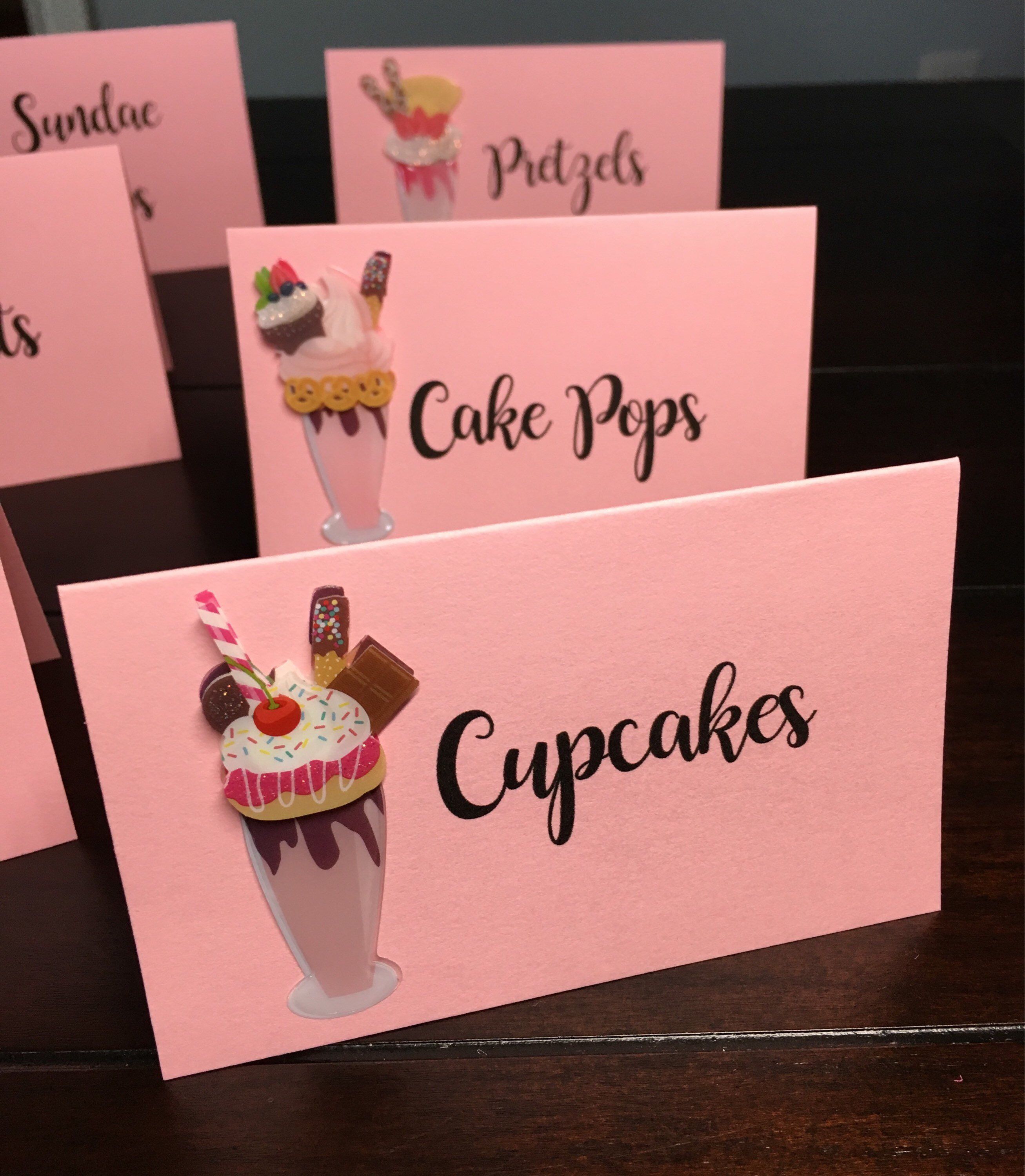 20 desserts Table labels ideas