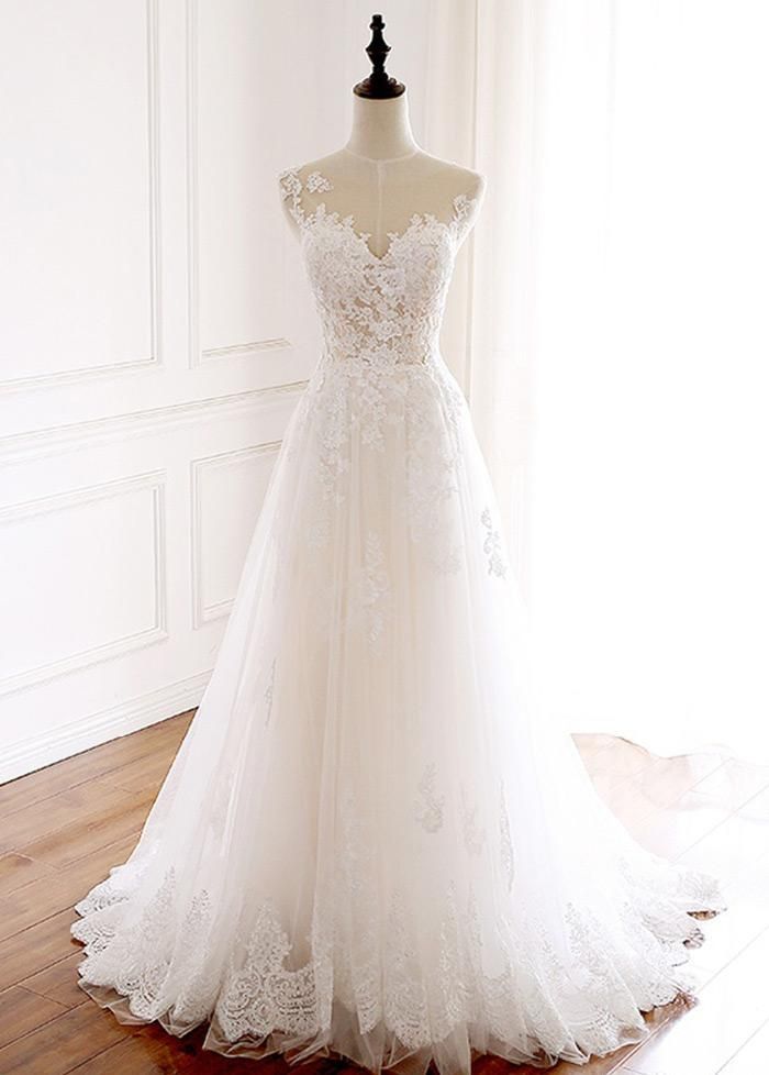 Wedding Dresses Simple, Elegant Tulle Jewel Neckline Full-length A-line Wedding With Lace Appliques Midi Bridal Uk -   16 wedding Elegant neckline ideas