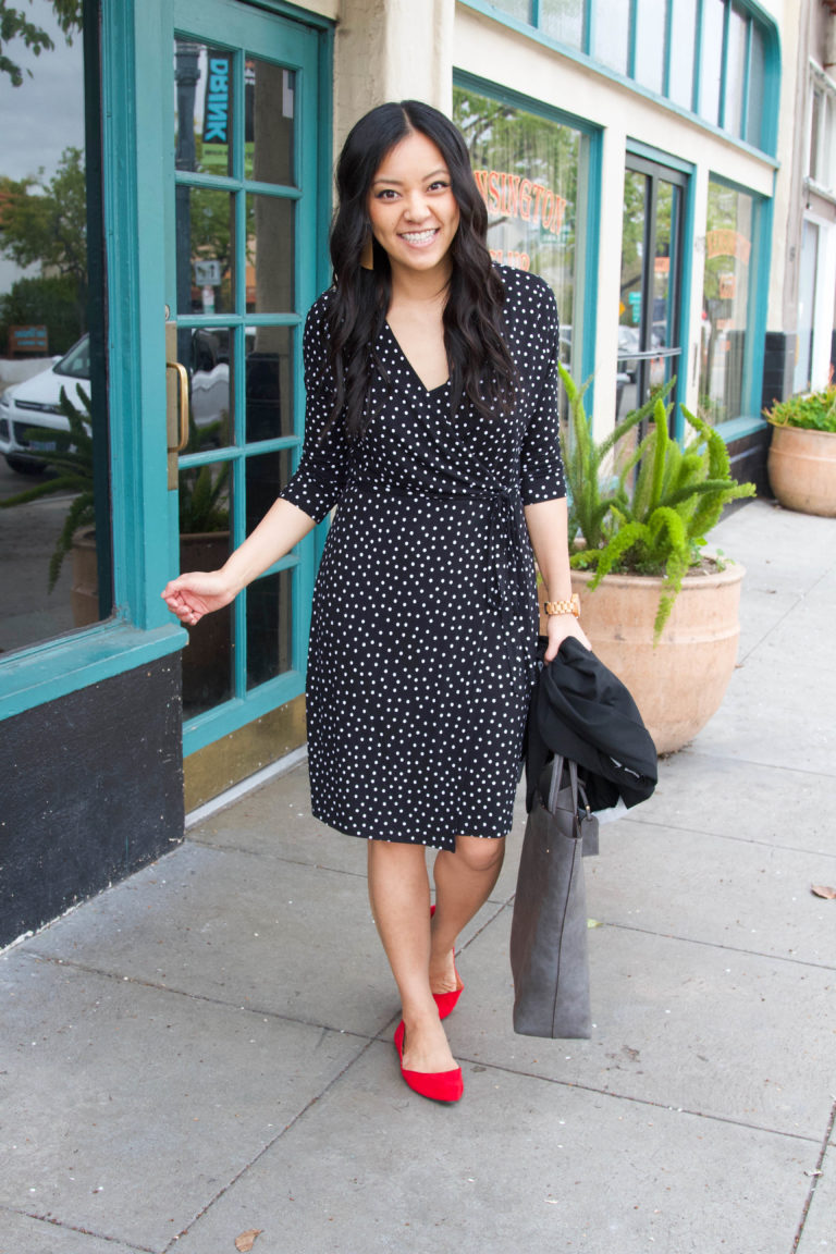 5 Outfits With Red Flats for Spring - Casual and Business Casual -   14 dress For Work with flats ideas