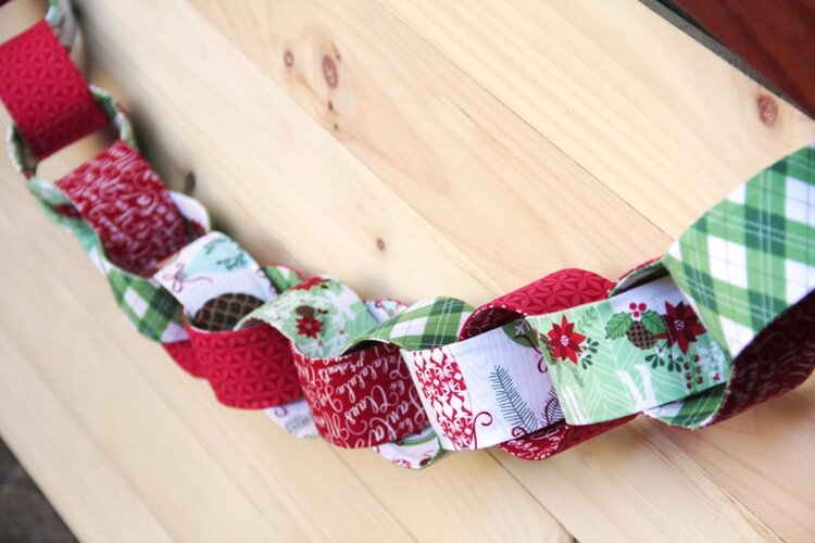 Fabric Chain Link Garland — Crafty Staci -   16 fabric crafts Christmas link ideas