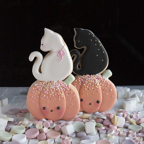 Kitty Jack-O-Lantern — SUGARBOMBE -   16 holiday Cookies halloween ideas