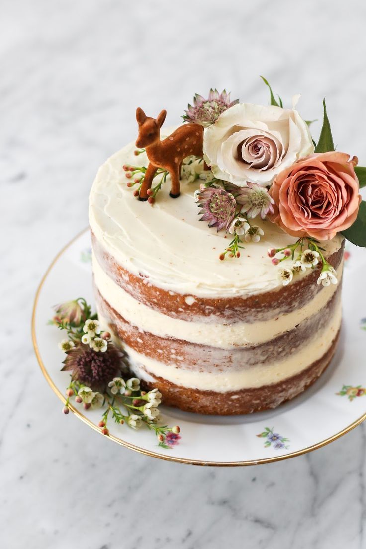 Jasmine Cake with Honey Swiss Meringue Buttercream -   22 cake Beautiful swiss meringue ideas