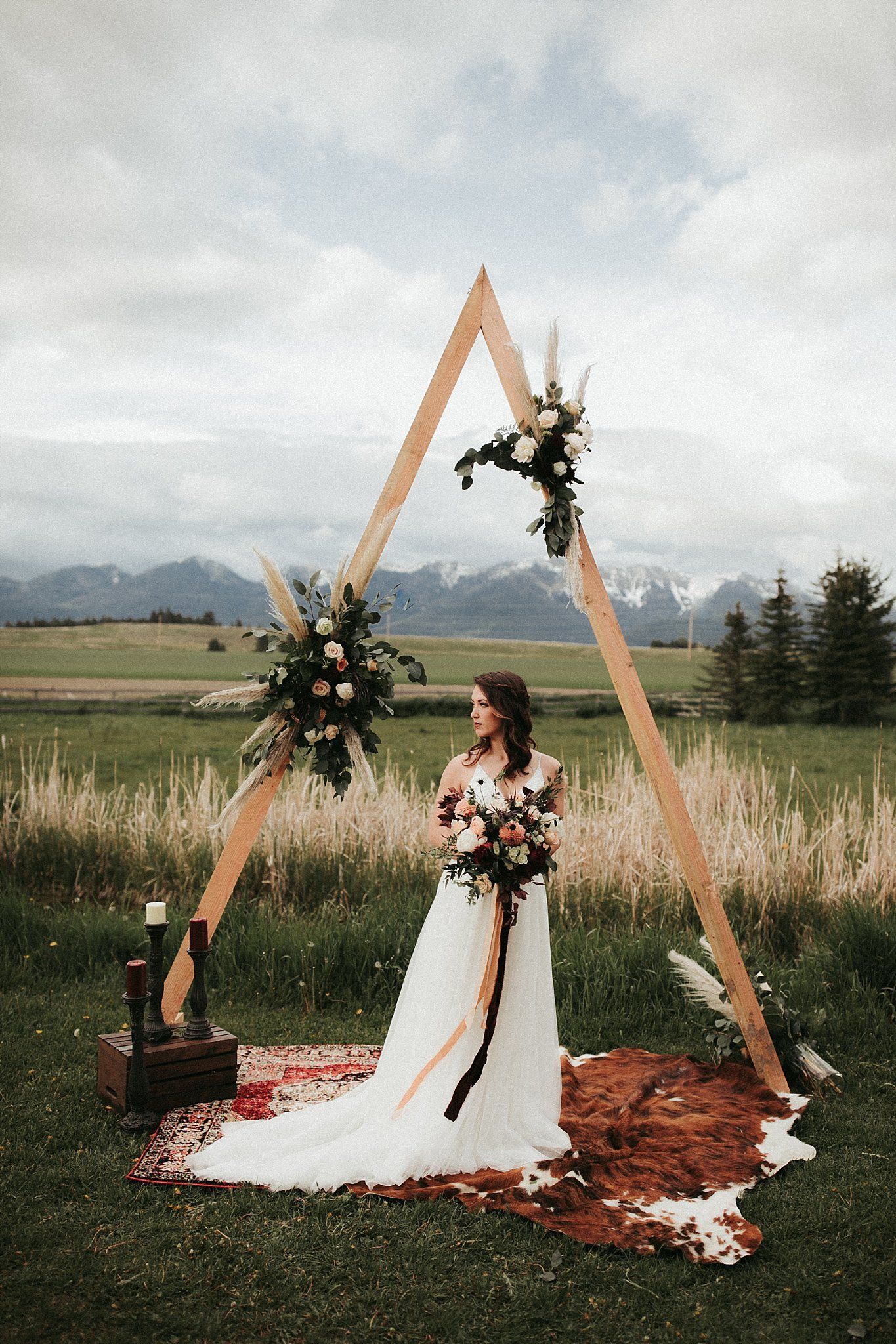 Montana Rustic Bohemian Styled Elopement | Montana Elopement Photographer -   9 wedding Arch tulle ideas