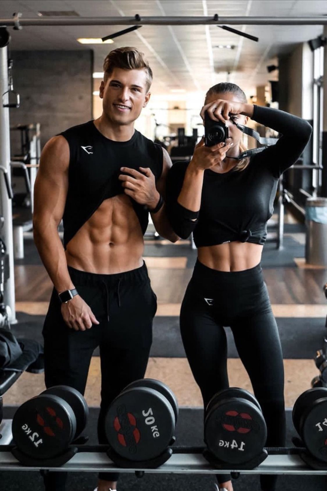 Experts Say Fit Couples That Are Active Together Stay Together - Here's Why -   16 fitness Couples bodies ideas