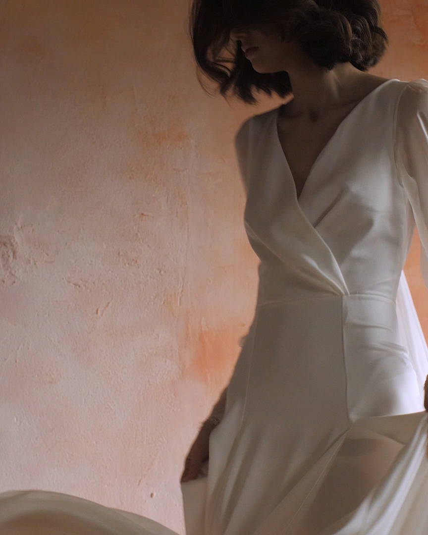 Elegant minimalist wedding dress with long sleeves, Vintage style backless bridal gown -   18 wedding Dresses modern ideas