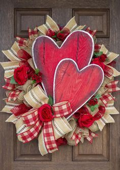 Farmhouse Wreath, Valentine's Day Wreath, Heart Wreath, Valentine's D?cor -   19 holiday valentines ideas