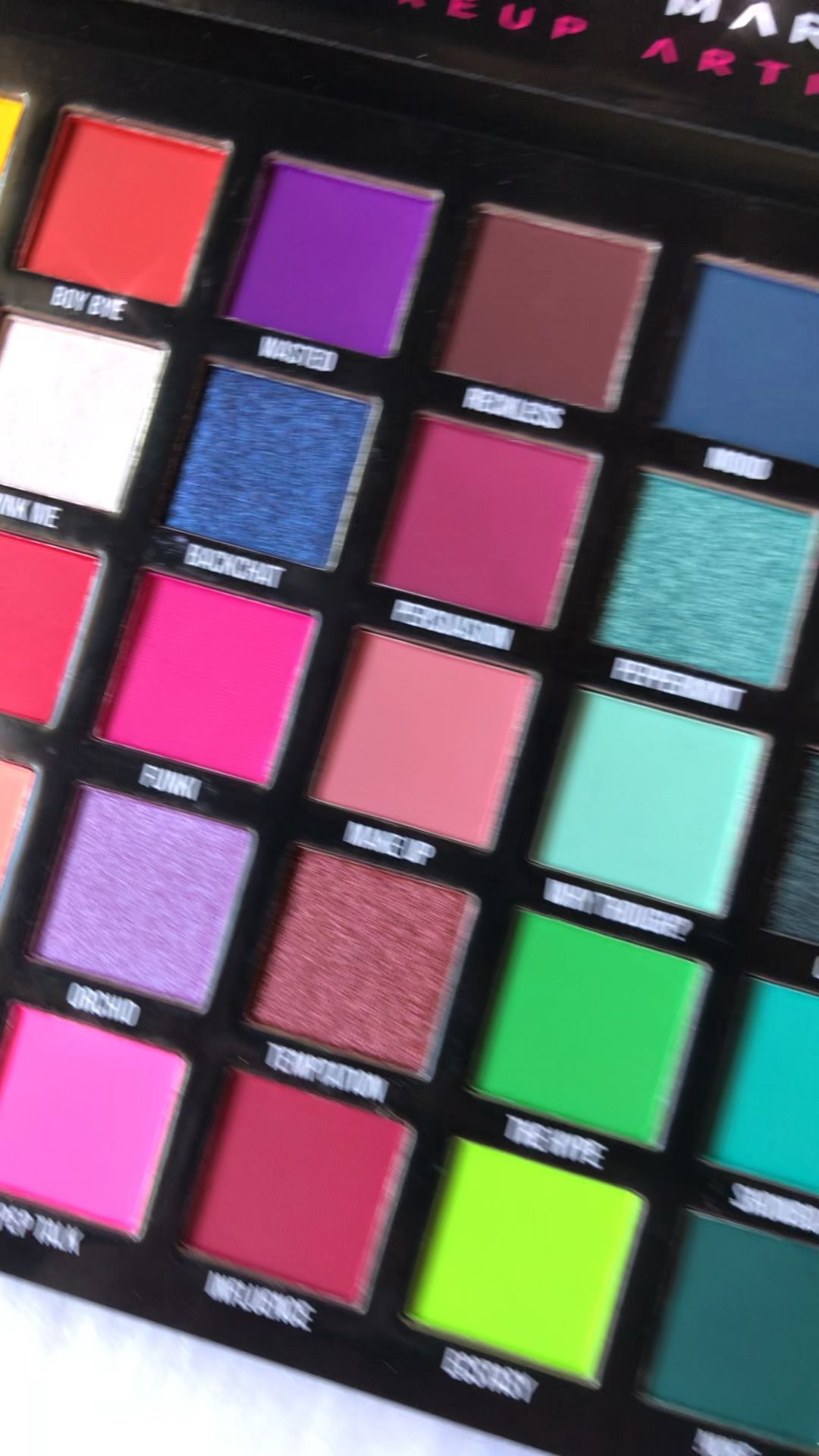 CARNIVAL BPERFECT PALLETE @giimakeupstore -   24 makeup Palette videos ideas