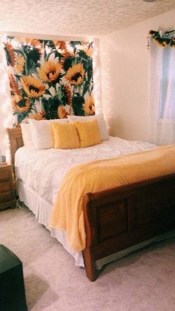 sunflower room -   16 room decor Yellow bedroom ideas