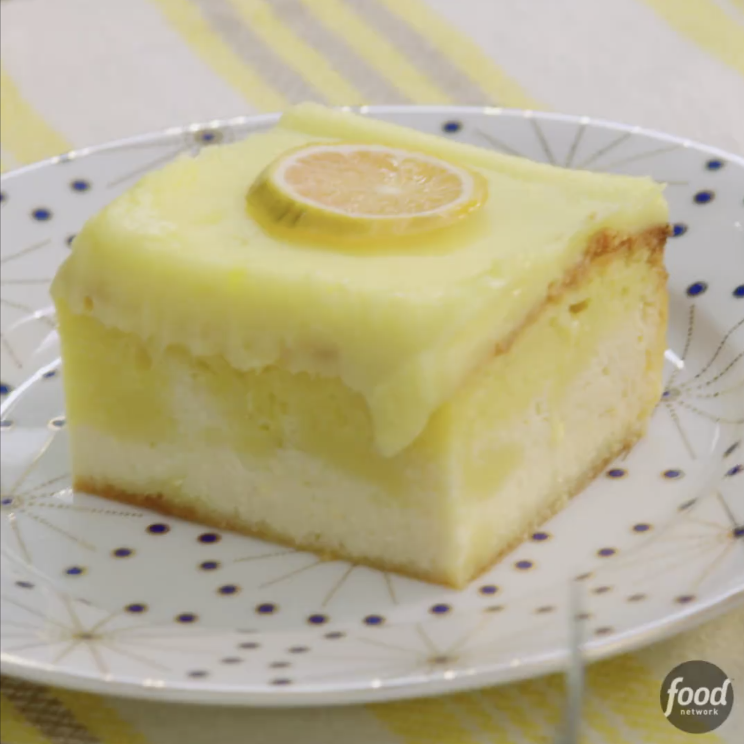 How to Make Valerie Bertinelli's Lemon Love Cake -   17 cake Easy box ideas