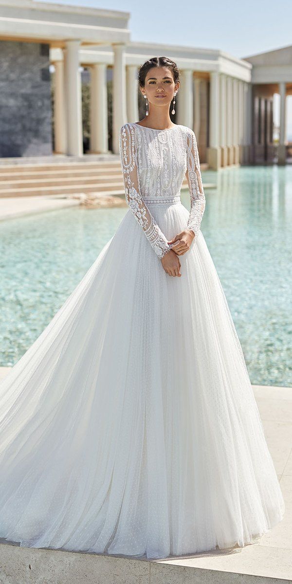 30 Cute Modest Wedding Dresses To Inspire | Wedding Forward -   19 wedding Gown with sleeves ideas