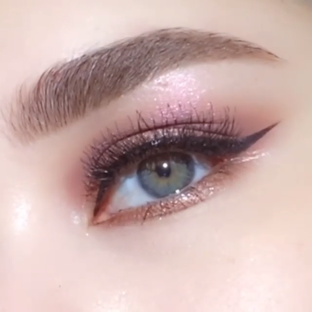 MothershipVII: Divine Rose Eyeshadow Palette -   13 makeup Tumblr pecas ideas