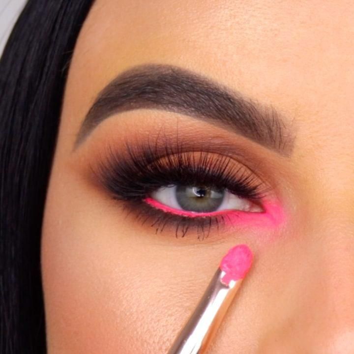 Neon Pink Eye Makeup -   16 makeup pink ideas