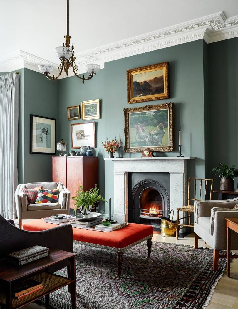 A young Texan designer's art-filled north London flat -   16 room decor Green home ideas