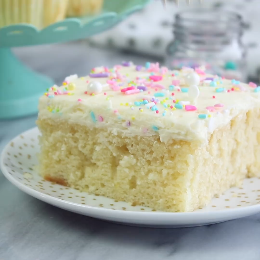 Perfectly Moist Vanilla Cake Recipe -   17 cake Fruit mom ideas