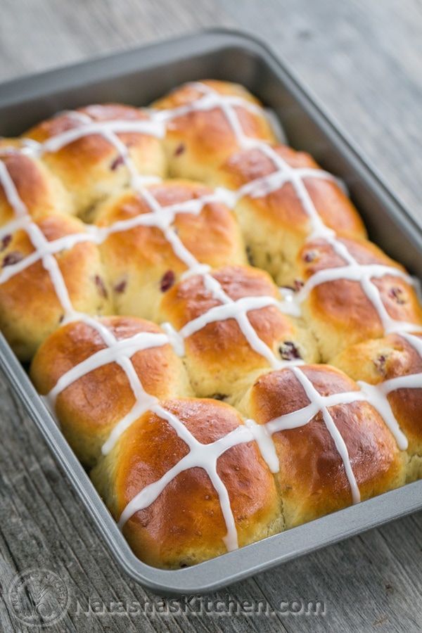 Hot Cross Buns Recipe, Easter Bread, How to Make Hot Cross Buns -   19 holiday Easter recipe ideas